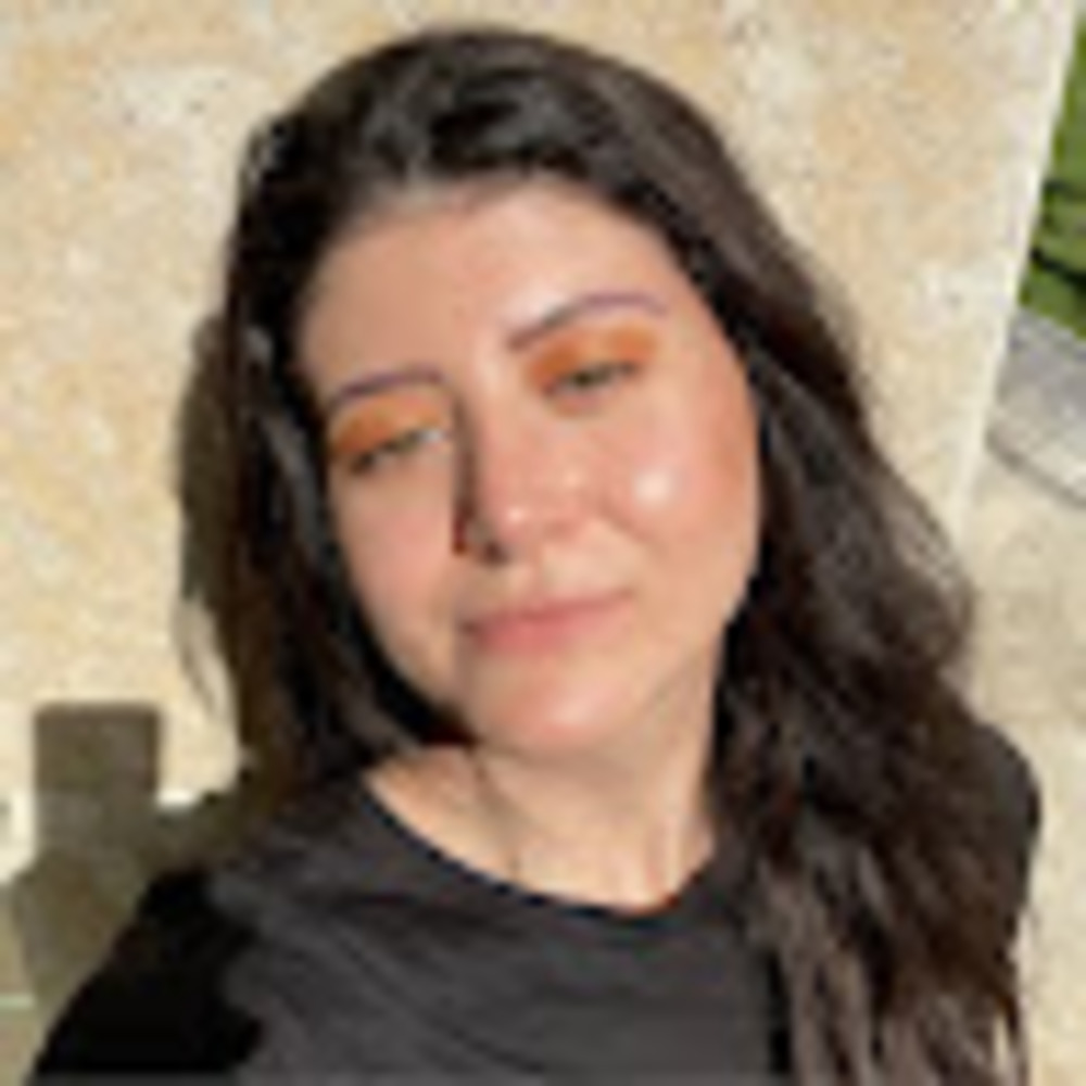 Meet your Posher, Hannia